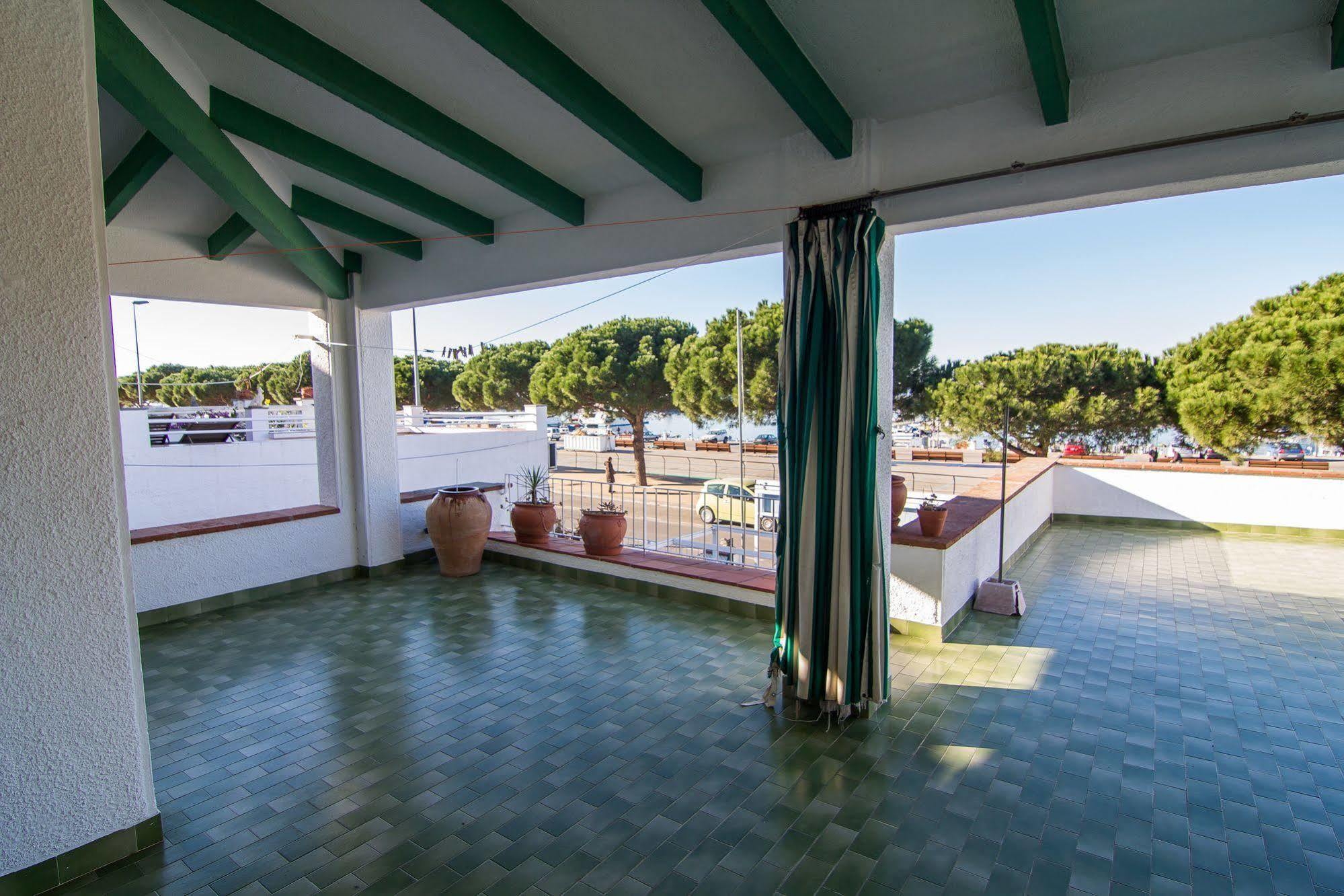 Agi Casa Puerto Villa Roses Bagian luar foto